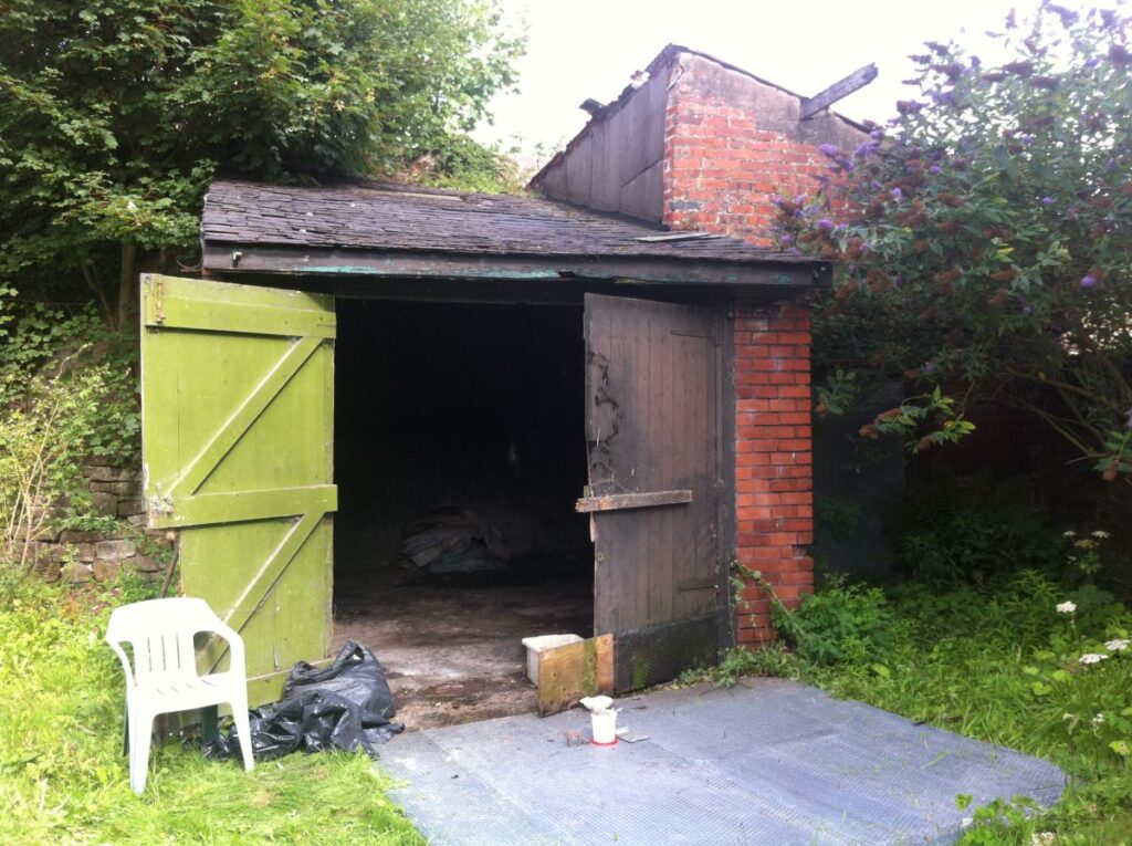 The derelict outside of the Triangle lean-to