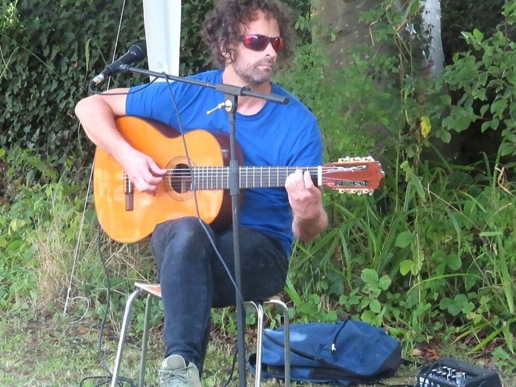 Guitarist